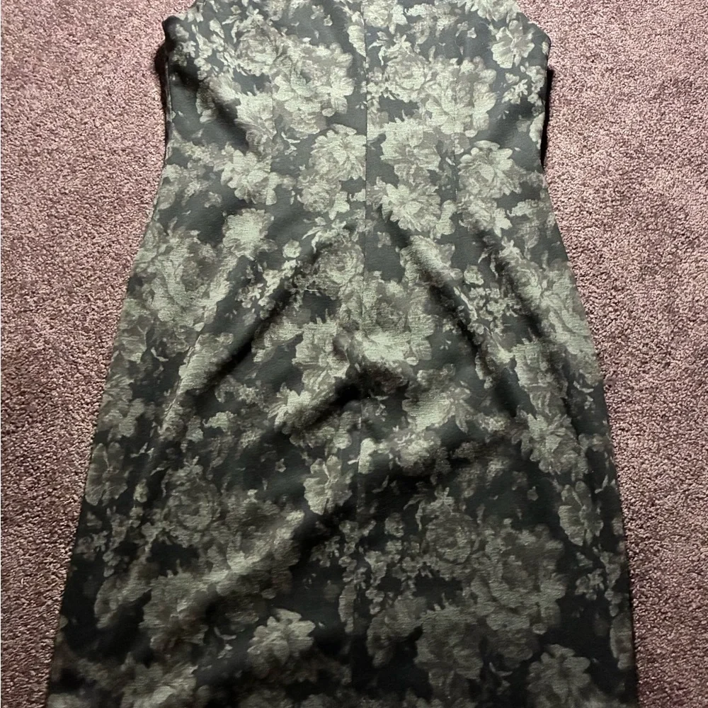 Ivanka Trump Charcoal Floral Midi Dress Body Con Front & Back Zip Size 12 NWOT - Picture 5 of 5